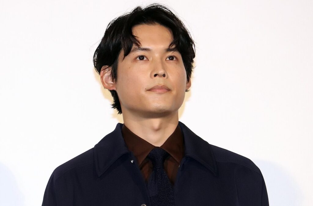 映画『秒速５センチメートル』主演の松村北斗