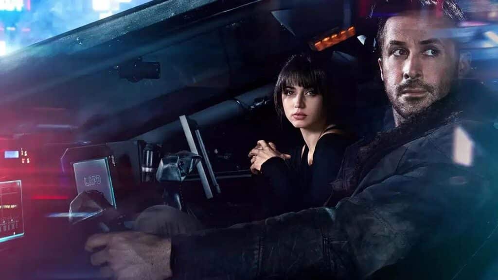 アナ・デ・アルマスとライアン・ゴズリング、『ブレードランナー2049』より 写真：Warner Bros./Photofest