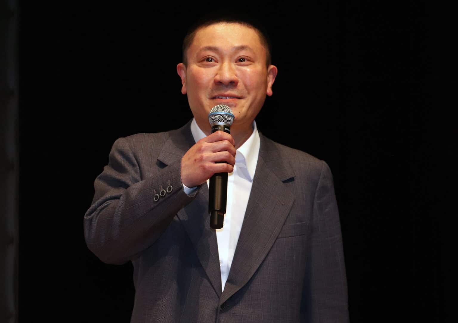 光石研、カンヌ出品の主演映画「逃げきれた夢」で実父と共演「恥ずかしさの極み」 - THR Japan