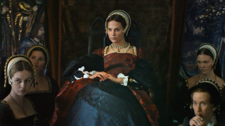 『ファイアブランド』予告編：アリシア・ヴィキャンデル演じるキャサリン・パーがジュード・ロウ演じるヘンリー8世との生存競争に挑む