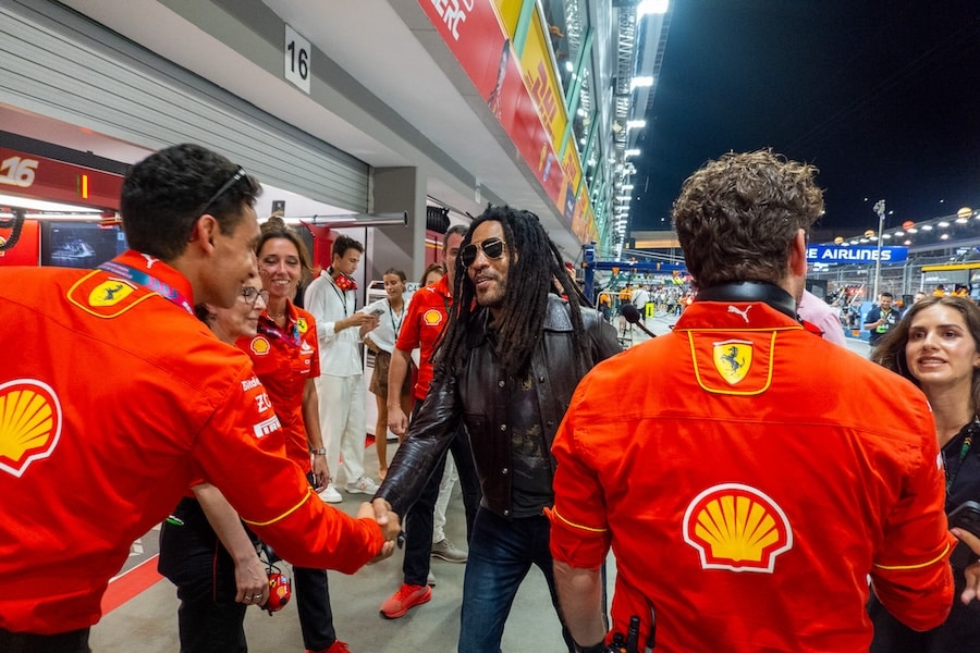 ferrari leonardo kravitz f1 2024 singapore gp