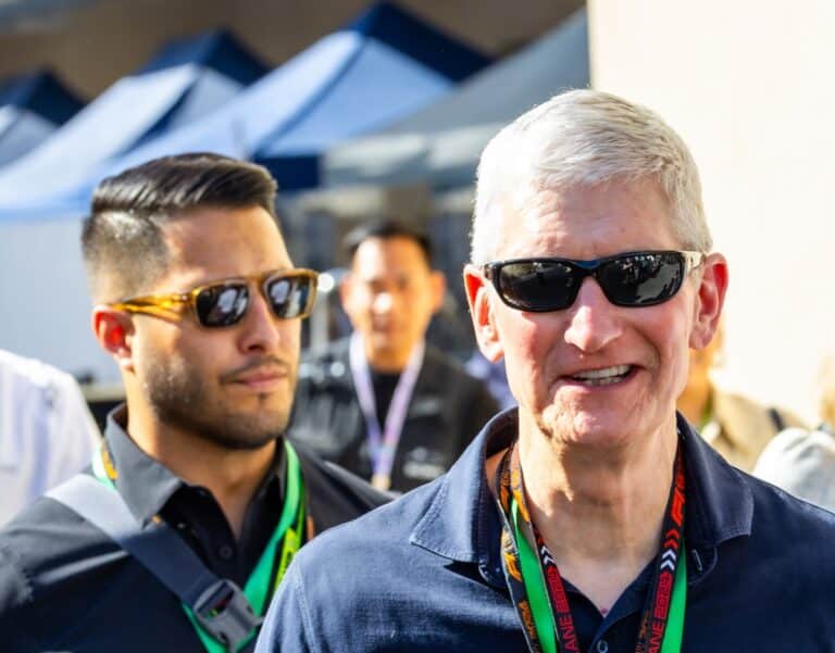 Tim Cook Abu Dhabi