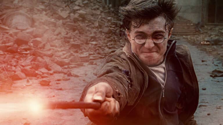 HARRY POTTER AND THE DEATHLY HALLOWS: PART 2