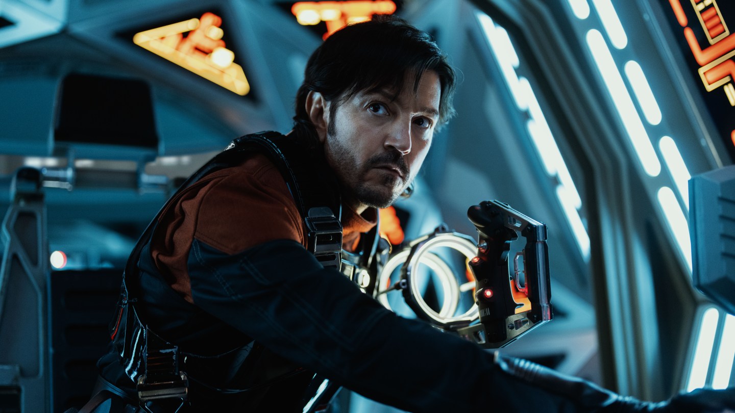 ディエゴ・ルナ 『キャシアン・アンドー』