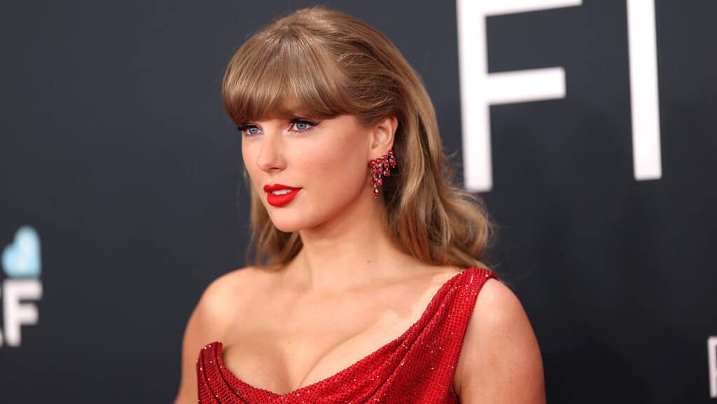 Taylor Swift at 67th Annual GRAMMY Awards