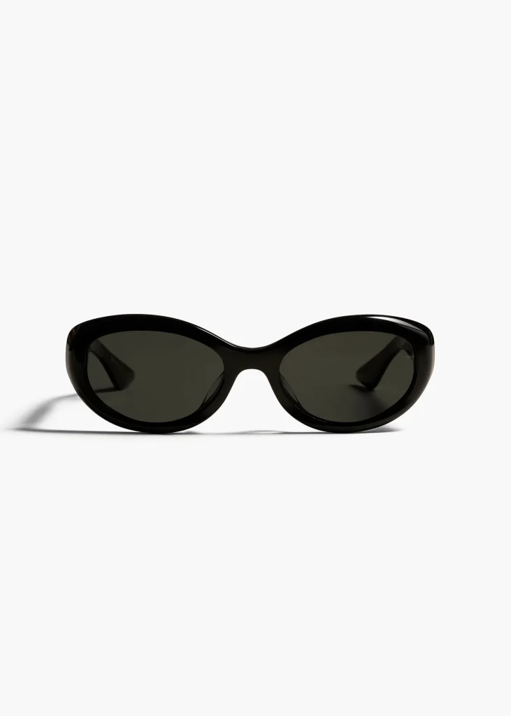 KHAITE x Oliver Peoples 1969C オーバルサングラス THR.com