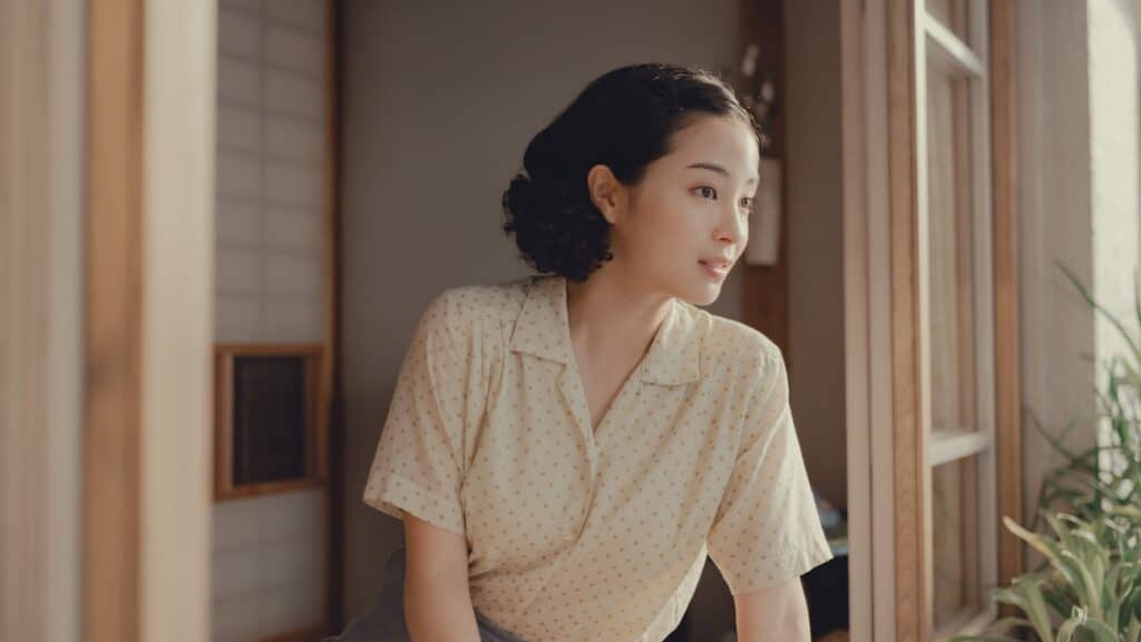 広瀬すず、映画『遠い山なみの光』写真：A Pale View of Hills Film Partners