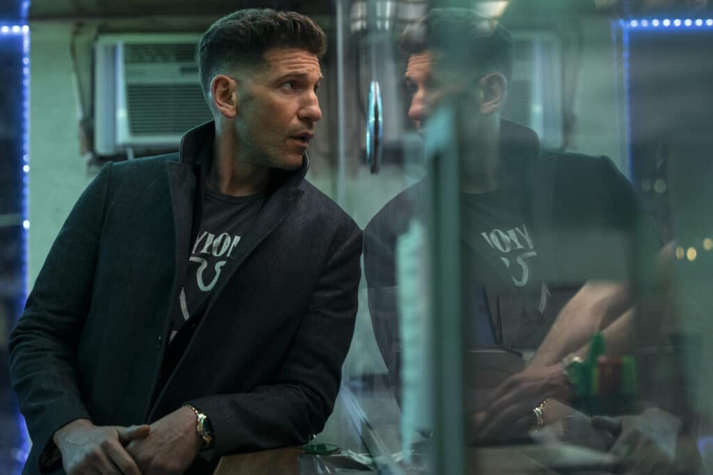 ブラクストン（ジョン・バーンサル）『ザ・コンサルタント2』 6月5（木）よりPrime Videoで独占配信開始 © Amazon Content Services LLC