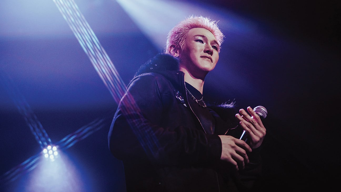 K-POPグループJUST Bのメンバー、ベインが最近のロサンゼルス公演でカミングアウトした。　写真：Courtesy of Bluedot Entertainment