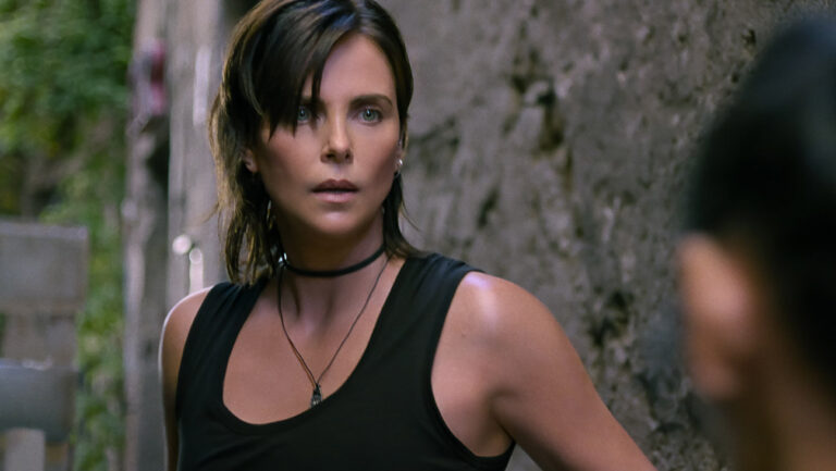 『オールド・ガード2』でアンディを演じるシャーリーズ・セロン。　写真：Courtesy of Netflix