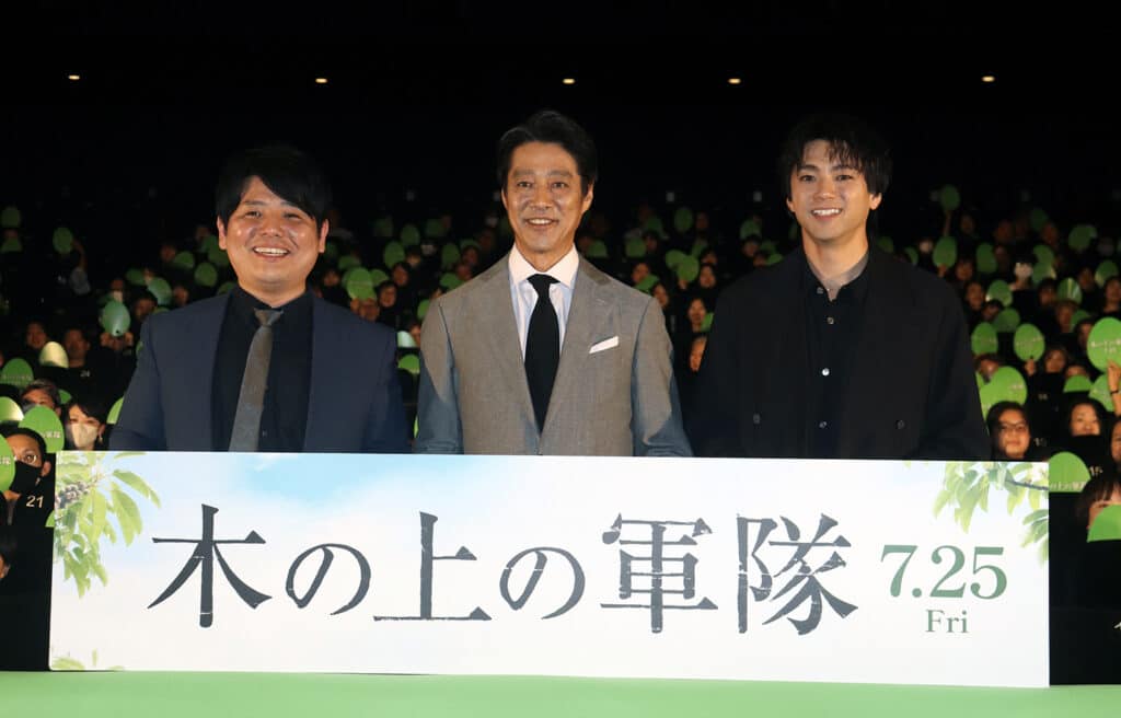 左から）平一紘監督、堤真一、山田裕貴©︎The Hollywood Reporter Japan