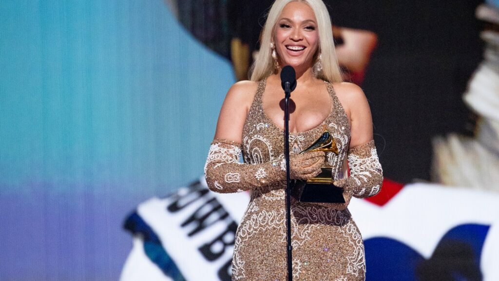 ビヨンセ、2025年2月2日、ロサンゼルスで開催された第67回グラミー賞にて Photo by Emma McIntyre/Getty Images for The Recording Academy