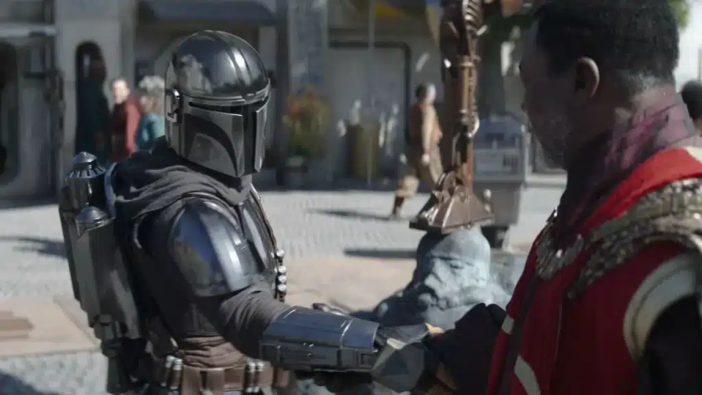 ディン・ジャリン（ペドロ・パスカル）とグリーフ・カルガ（カール・ウェザース）（ドラマ『マンダロリアン』より）Courtesy of Disney+. ©2023 Lucasfilm Ltd