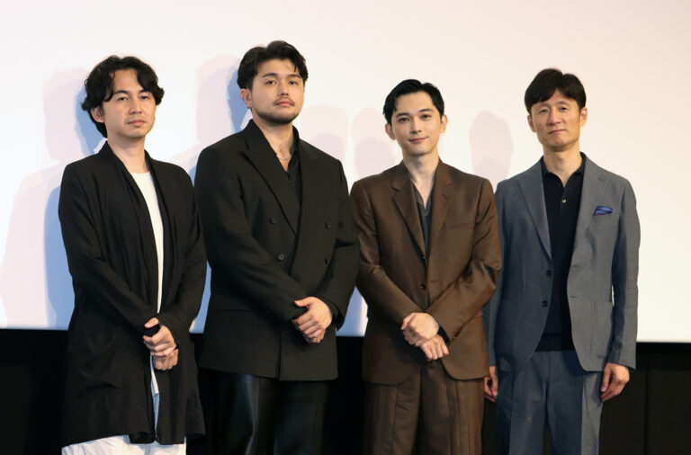 映画 『国宝』 大ヒット御左から原摩利彦氏、井口理、吉沢亮、李相日監督 ©︎The Hollywood Reporter Japan