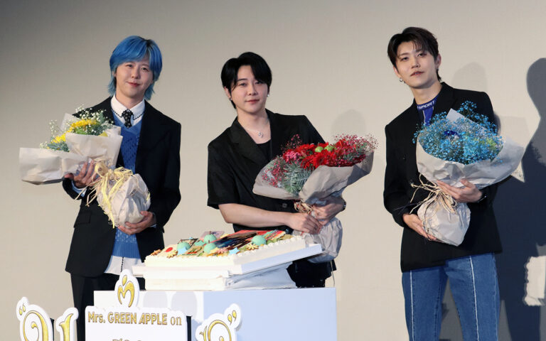 Mrs. GREEN APPLE、左から）藤澤涼架、大森元貴、若井滉斗 ©︎The Hollywood Reporter Japan