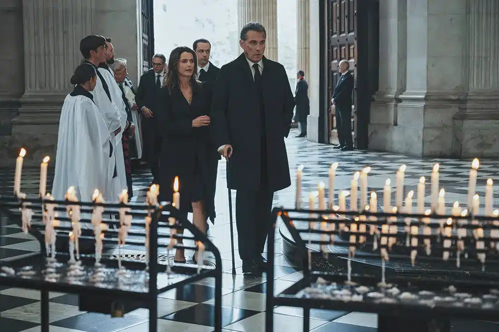 『ザ・ディプロマット』に出演するケリー・ラッセルとルーファス・シーウェル Alex Bailey/Netflix