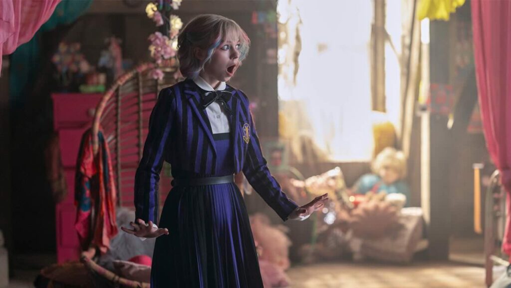 『ウェンズデー』のイーニッド（演：エマ・マイヤーズ） Courtesy of Netflix