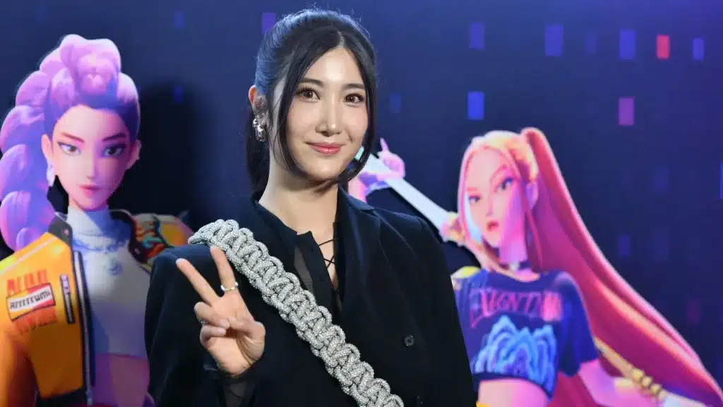2025年6月16日、Netflix主催の『KPOPガールズ! デーモン・ハンターズ』特別上映イベントに出席した、ボーカリストのEJAE　写真：Alberto E. Rodriguez/Getty Images