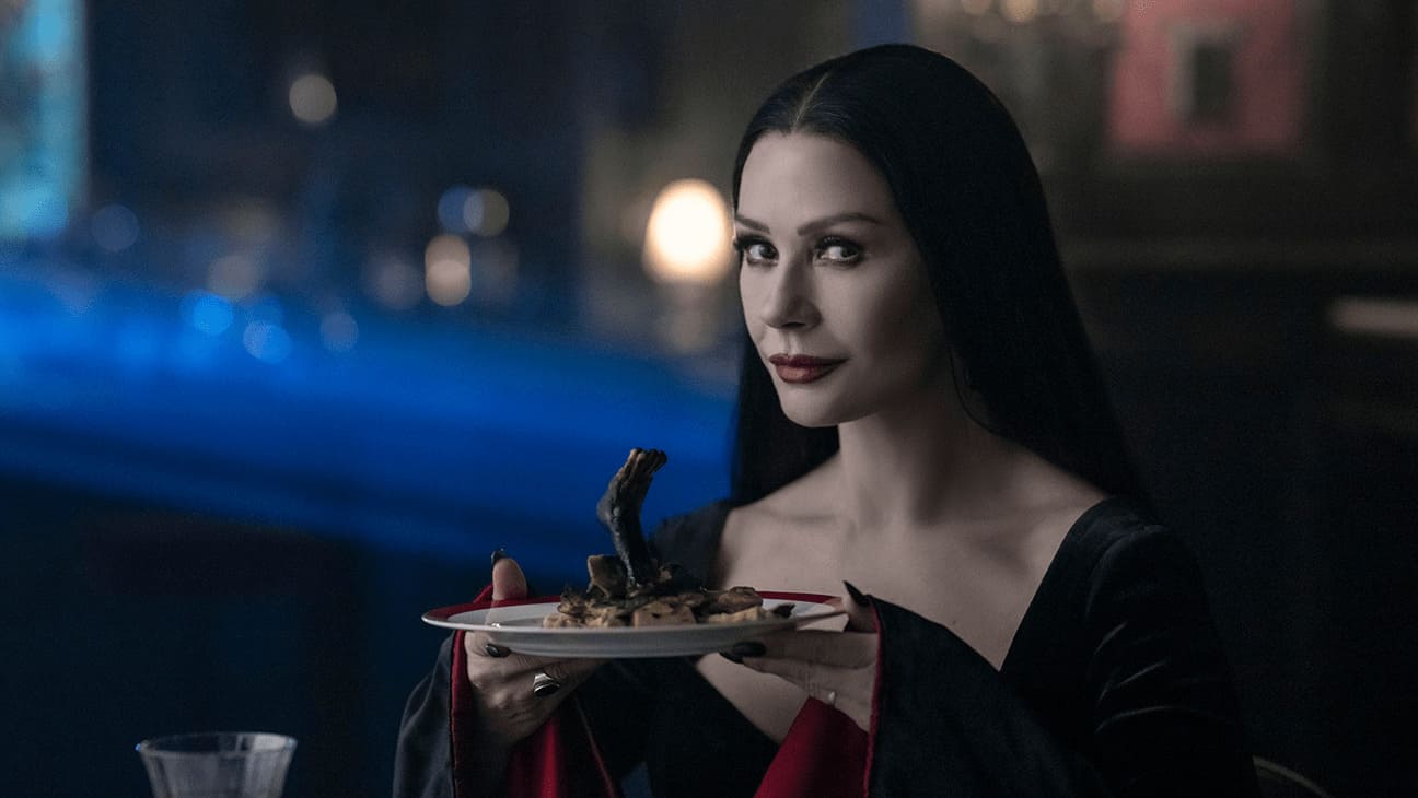 『ウェンズデー』シーズン2のキャサリン・ゼタ＝ジョーンズ 写真：Netflix