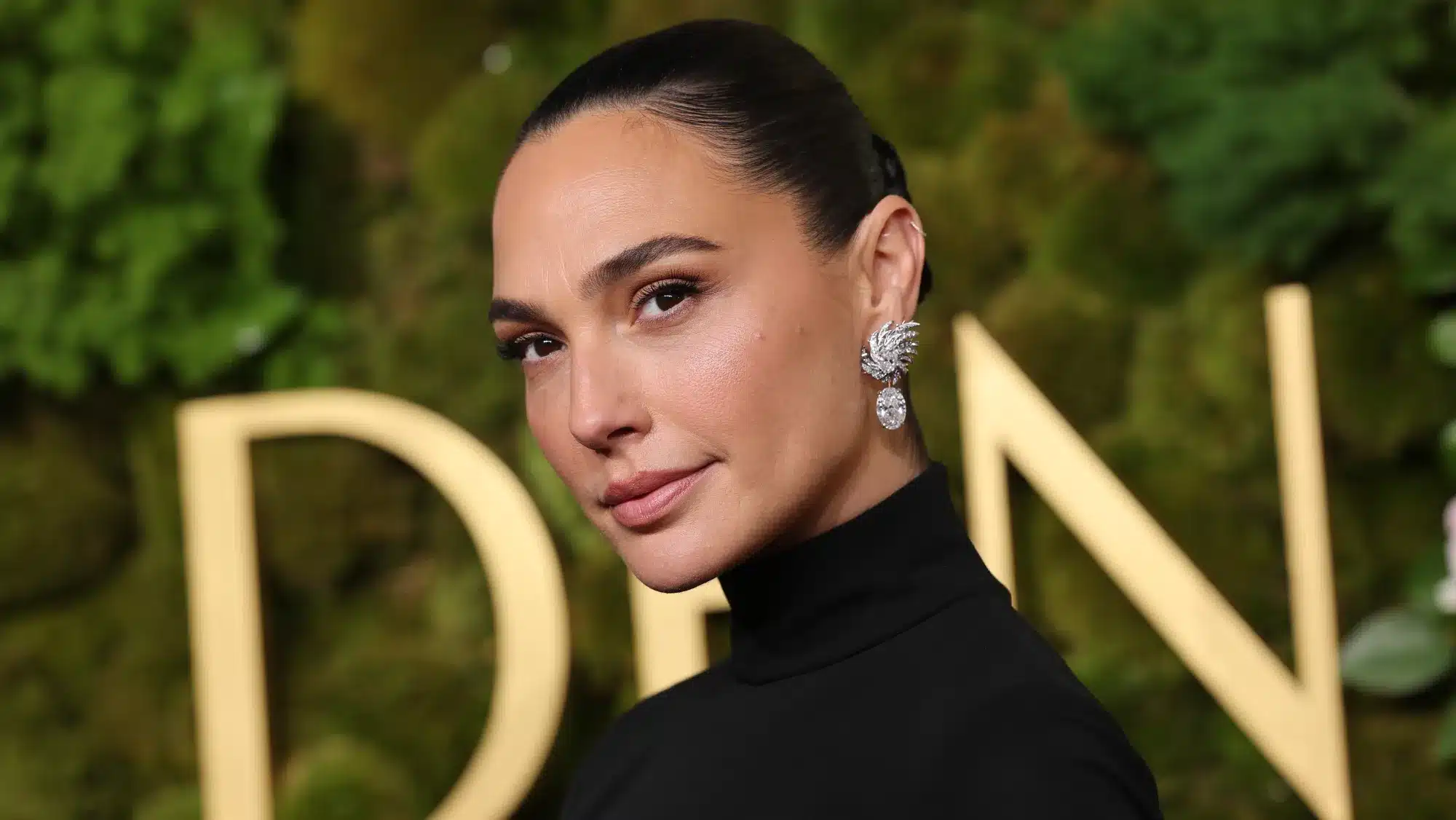 第82回ゴールデングローブ賞授賞式に出席したガル・ガドット 写真:Amy Sussman/Getty Images