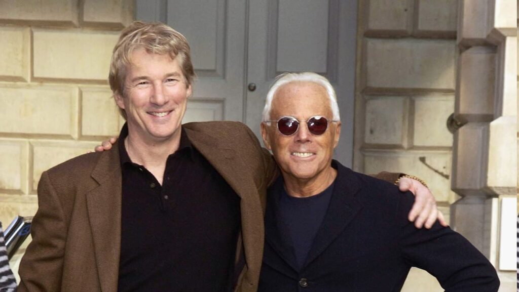リチャード・ギア、ジョルジオ・アルマーニ=2003年 写真：Dave Benett/Getty Images