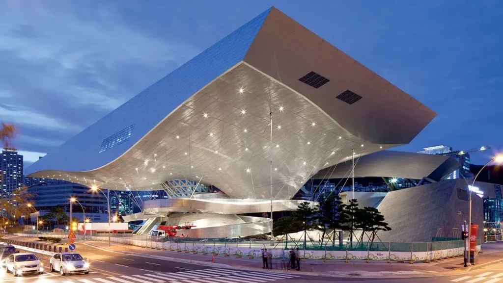 釜山シネマセンター 写真：World Architecture Festival/Sipa USA/NEWSCOM