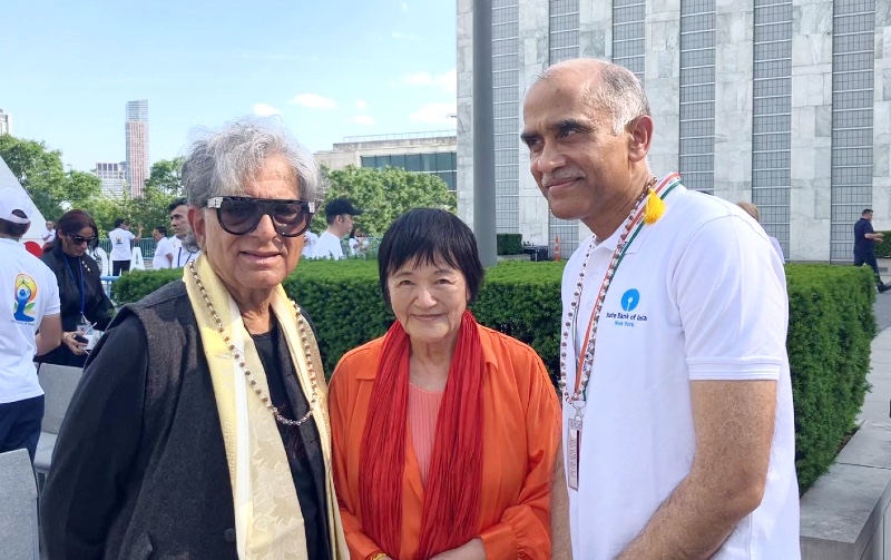 Deepak Chopra, Yogmata Keiko Aikawa, and India’s Permanent Representative to the United Nations, Ruchira Kamboj