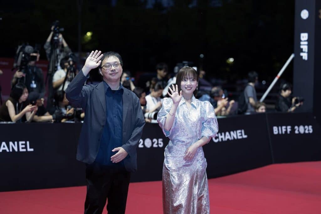 映画『恋愛裁判』深田晃司監督と主演の齊藤京子、第30回釜山国際映画祭にて
