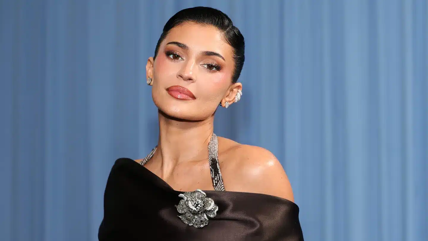カイリー・ジェンナー、2025年のメットガラにて 写真:Mike Coppola/MG25/Getty Images for The Met Museum/Vogue