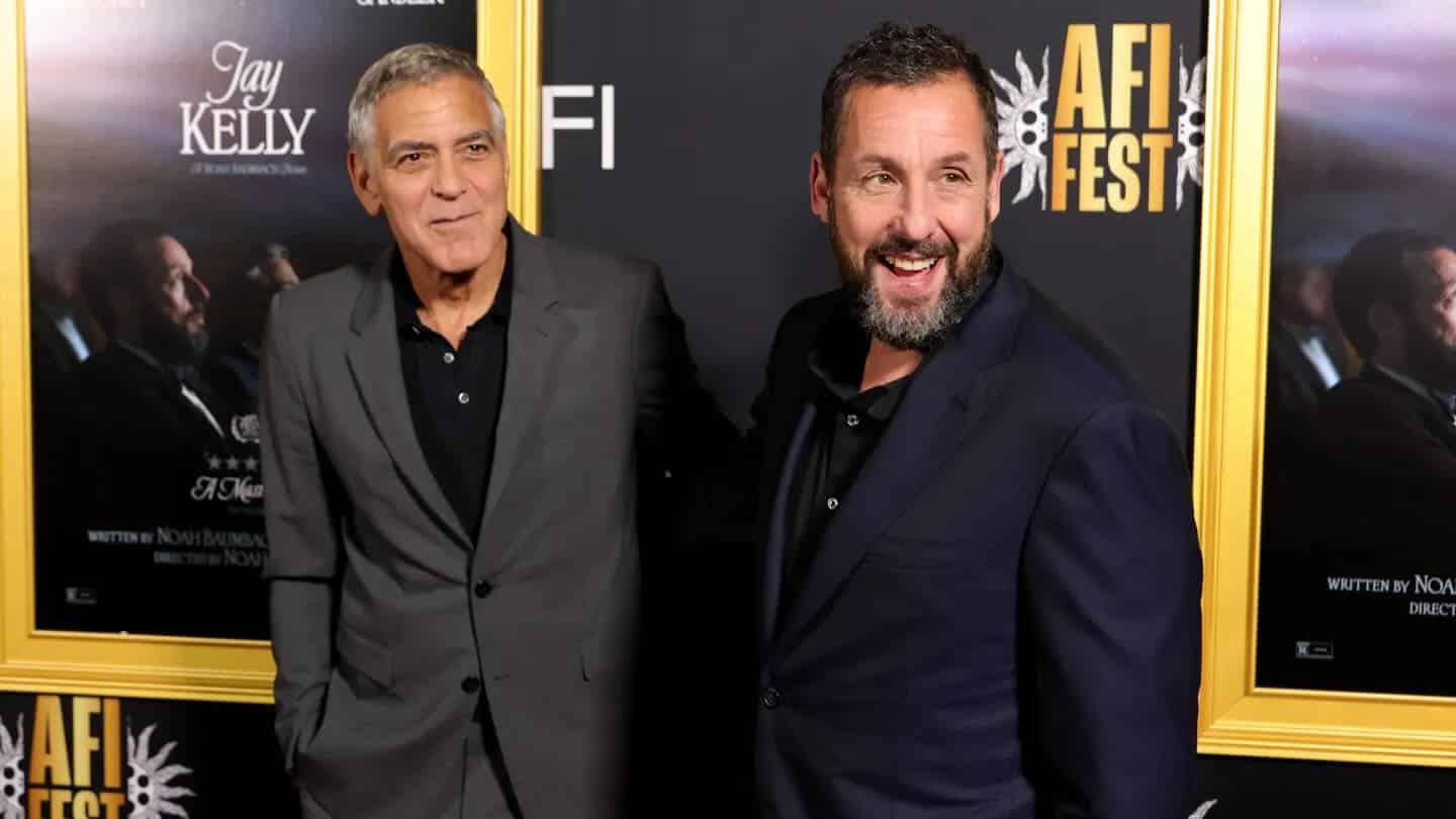 ジョージ・クルーニーとアダム・サンドラー 写真:Kevin Winter/Getty Images