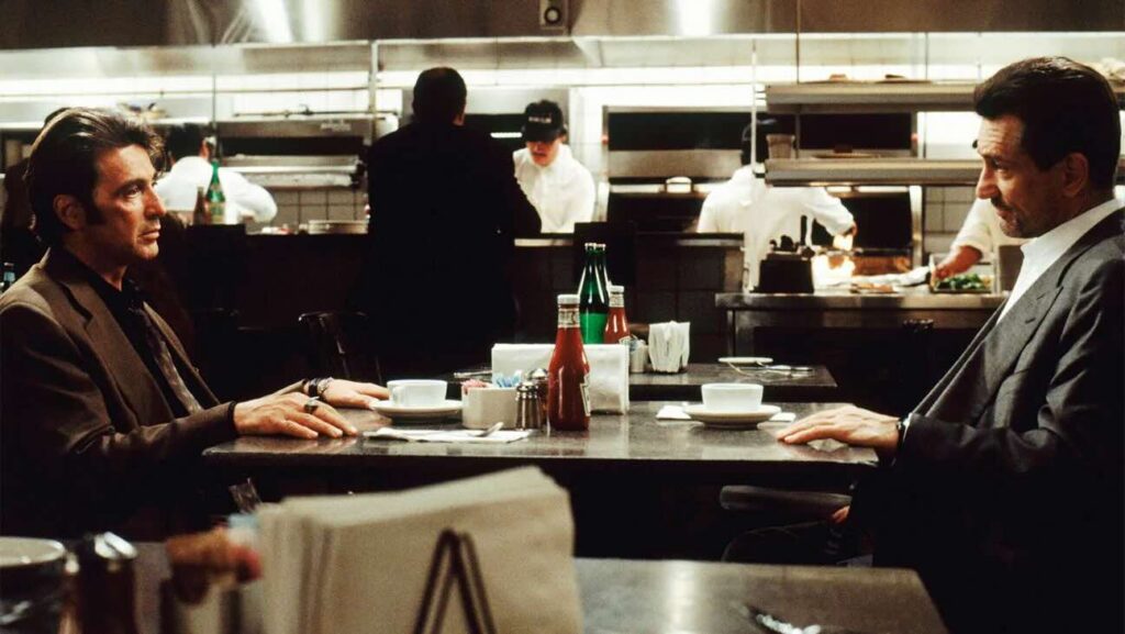 アル・パチーノとロバート・デ・ニーロ　『ヒート』（1995年）より 写真：Warner Brothers/Courtesy Everett Collection
