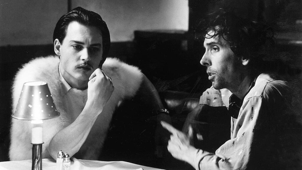 ジョニー・デップ(左)、ティム・バートン監督(右)、『エド・ウッド』の撮影現場にて 写真:Suzanne Tenner/Touchstone Pictures/Courtesy of Wood Entertainment