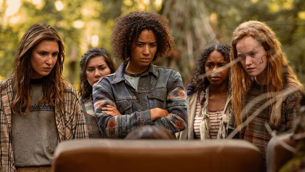 『イエロージャケッツ』シーズン3より 写真：Kailey Schwerman/Paramount+ with SHOWTIME