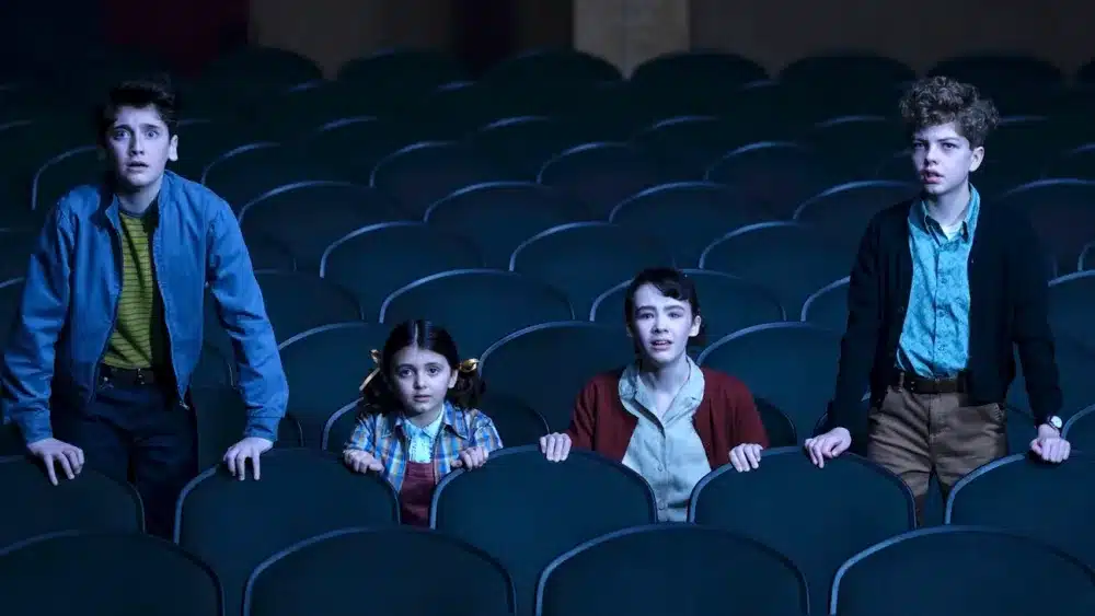 HBOシリーズ『IT／イット ウェルカム・トゥ・デリー “それ”が見えたら、終わり。』より 写真：Brooke Palmer/HBO