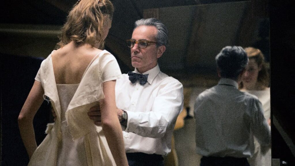 『ファントム・スレッド』写真：Laurie Sparham/Focus Features/Courtesy Everett Collection