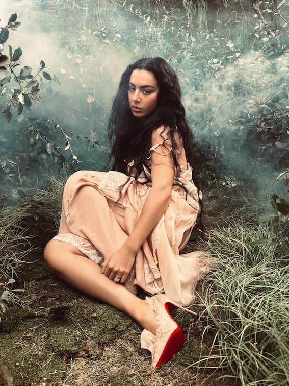 チャーリーXCX 写真：Paul Kooiker