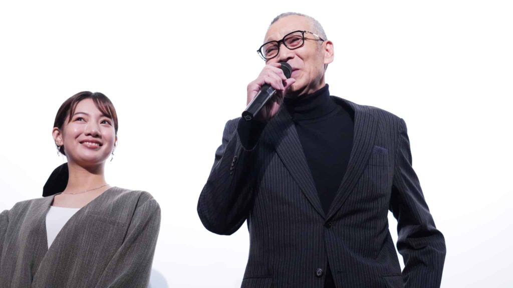 矢野優花、菅田俊、映画『サイレントナイト』初日舞台挨拶の様子=11月22日(土)、ユーロスペースにて