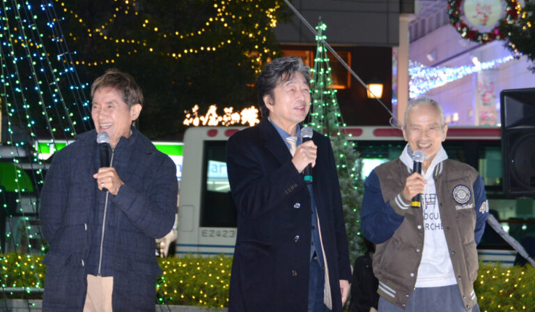 左から田中健、中村雅俊、秋野太作 写真：The Hollywood Reporter Japan