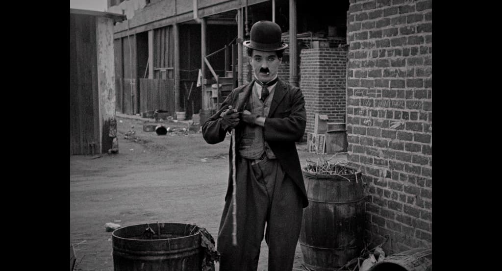 映画『チャップリン』より ©The Caravan Trail, A.I.E, Kwanon Films Limited, and Submarine Sublime 2024
Charlie Chaplin™ © Bubbles Incorporated S