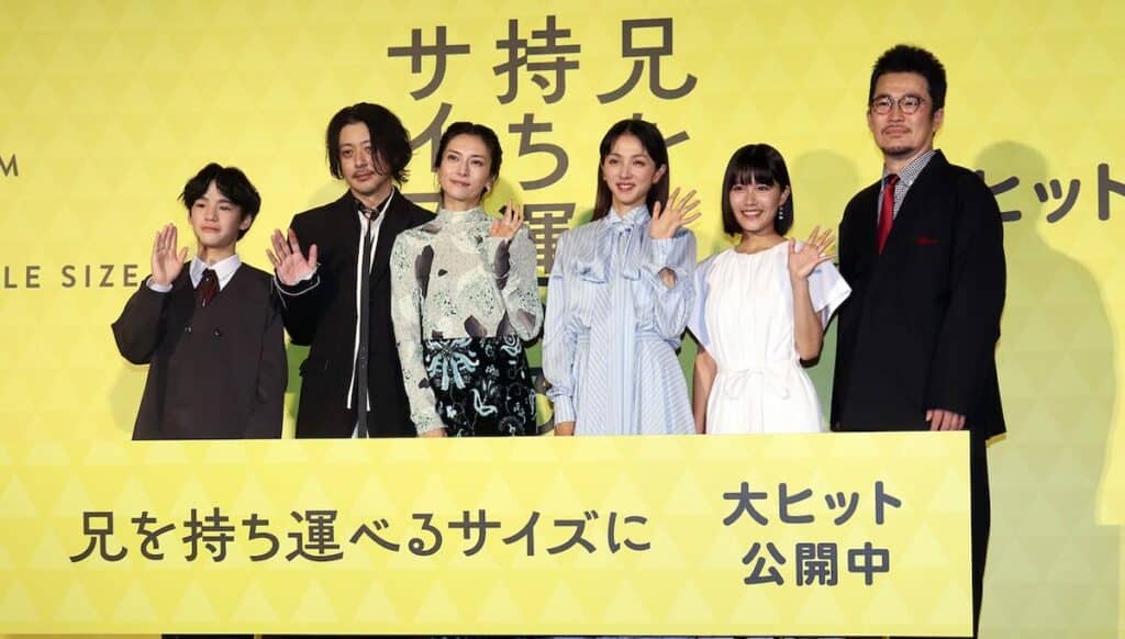 （左から）味元耀大、オダギリジョー、柴咲コウ、満島ひかり、青山姫乃、中野量太監督