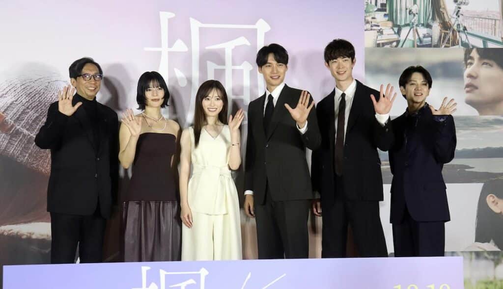 （左から）行定勲監督、石井杏奈、福原遥、福士蒼汰、宮沢氷魚、宮近海斗