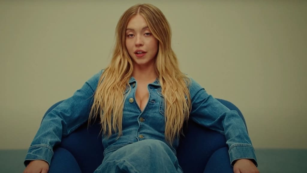 アメリカン・イーグルのキャンペーンに起用されたシドニー・スウィーニー 写真:American Eagle