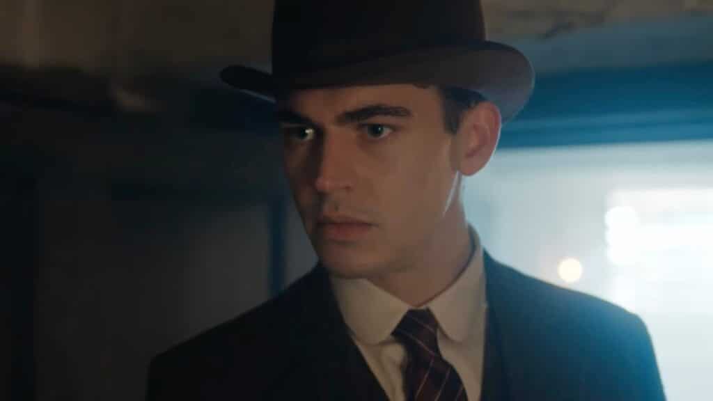 ヒーロー・ファインズ・ティフィン、『ヤング・シャーロック（原題：Young Sherlock）』より 写真：Prime Video