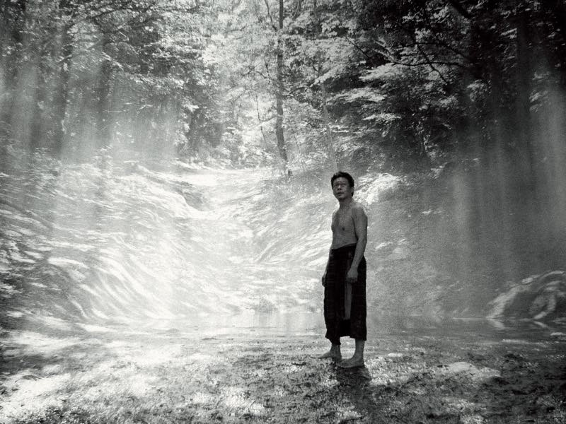 映画『黒の牛』 2026年1⽉23⽇(⾦)よりヒューマントラストシネマ有楽町、新宿 K`s cinema他 全国公開 ©NIKO NIKO FILM / MOOLIN FILMS / CINEMA INUTILE / CINERIC CREATIVE / FOURIER FILMS