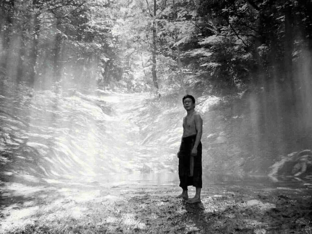 映画『黒の牛』より