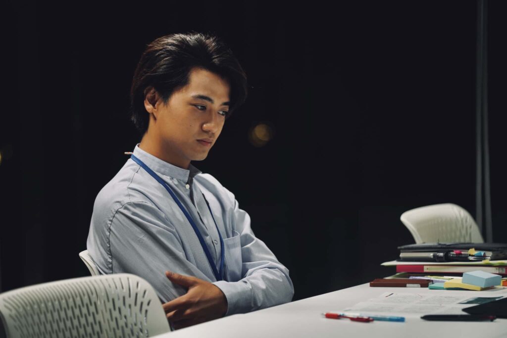 映画『君の顔では泣けない』Prime Videoで2月20日より独占配信 ©2025「君の顔では泣けない」製作委員会