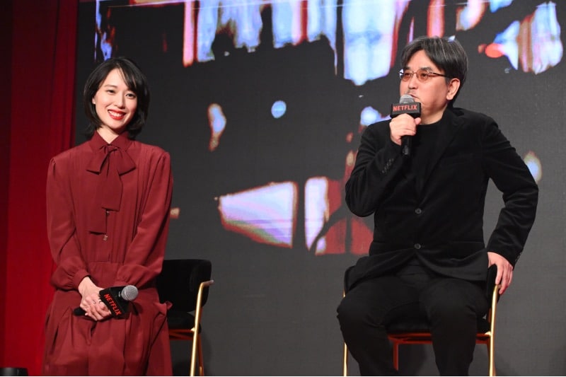 戸田恵梨香と、瀧本智行監督 Netflixラインナップ発表会「Next on Netflix 2026」 (C)Netflix