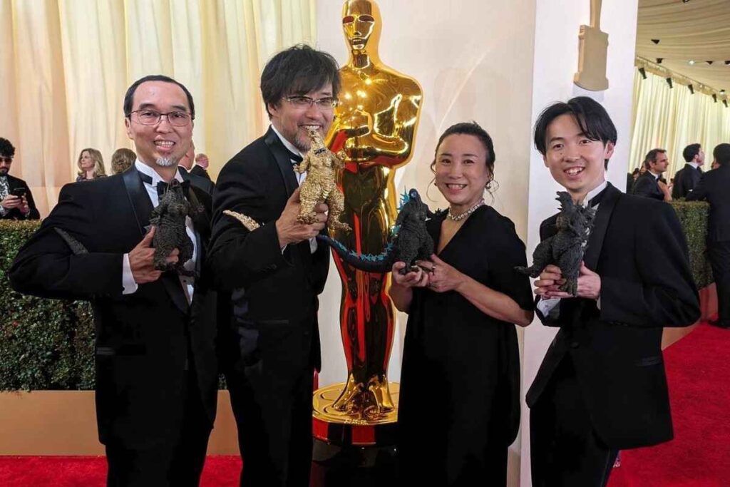 (左から)髙橋正紀氏、山崎貴監督、渋谷紀世子氏、野島達司氏