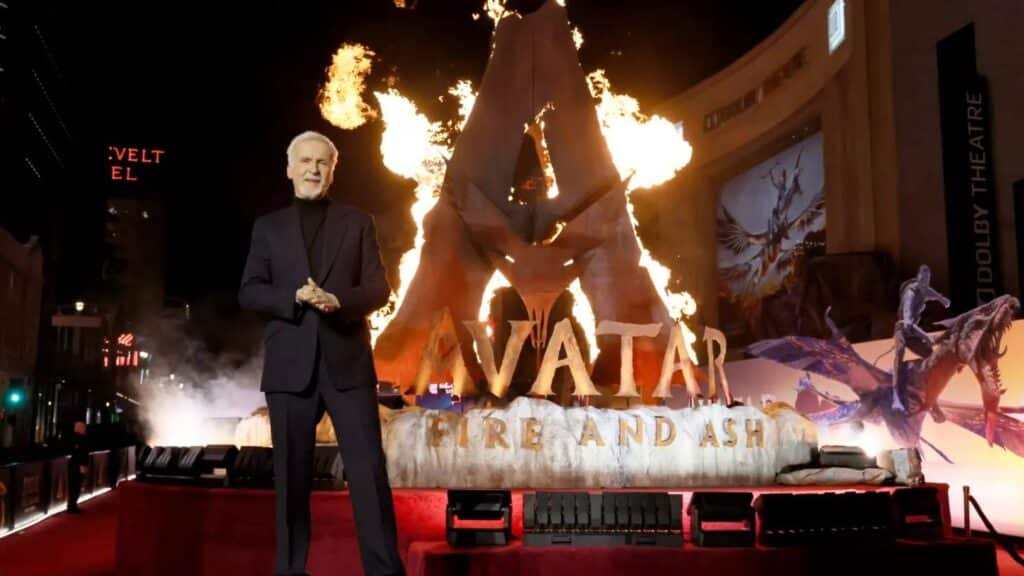 ジェームズ・キャメロン、ワーナー買収をめぐりNetflixに警鐘鳴らす、ジェームズ・キャメロン監督、『アバター：ファイヤー・アンド・アッシュ』LAでのプレミアイベントにて＝2025年12月1日（現地時間）