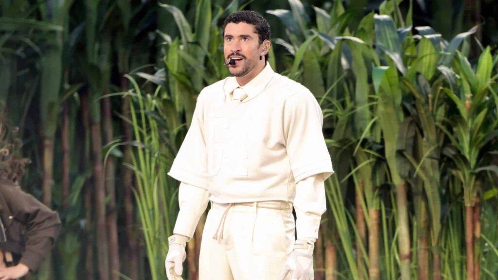 バッド・バニー来日！Spotify「Billions Club Live」のヘッドライナーに決定、日本初ライブで“10億回超え”ヒットを披露へ